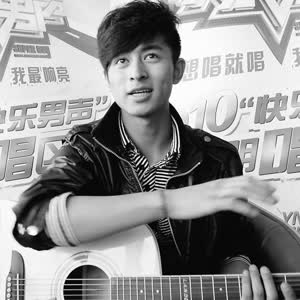 杨亮