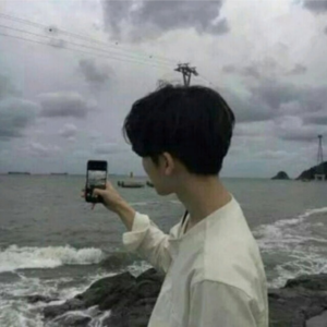 深情小丑