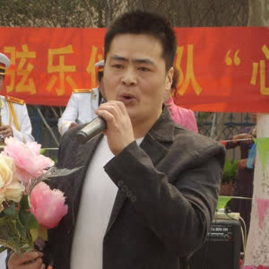化奕铭