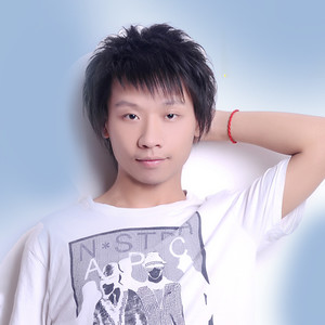廖名扬