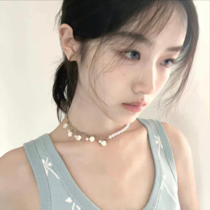 嘉译啦