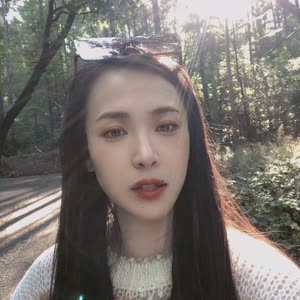 张艺馨